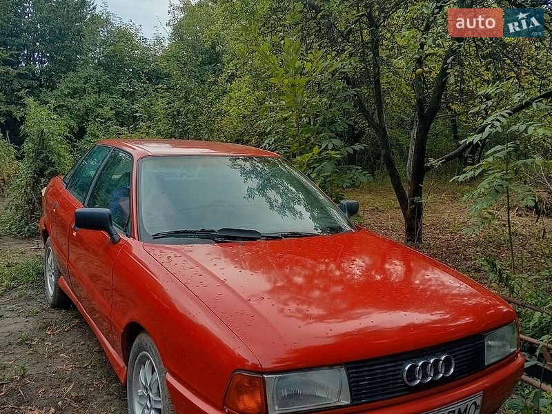 Седан Audi 80 1987 в Чернівцях