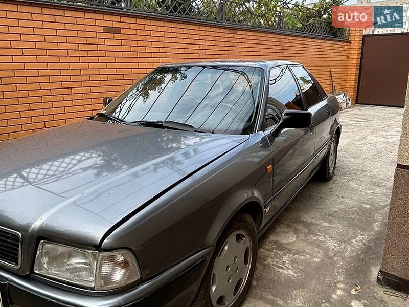 Седан Audi 80 1992 в Херсоне