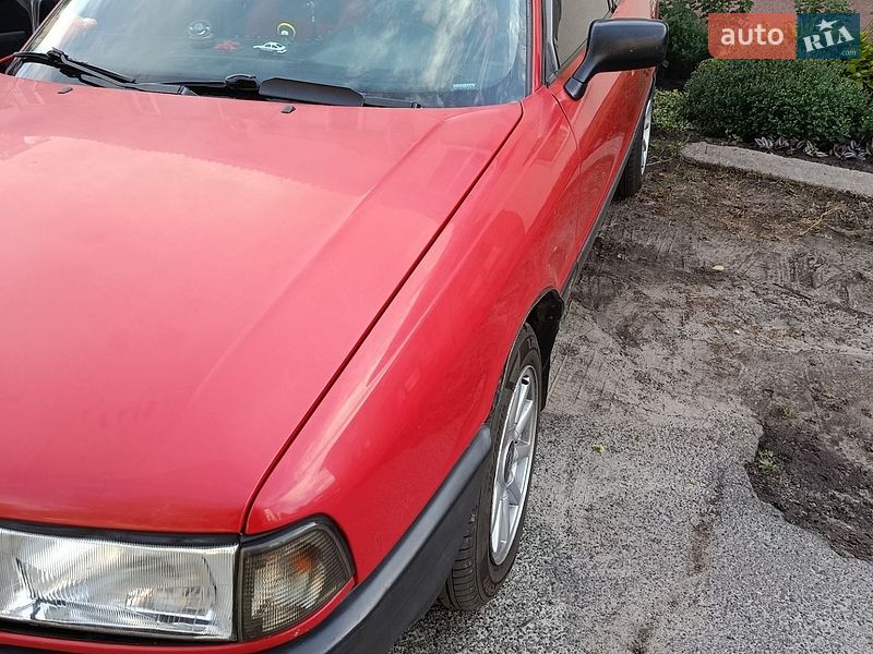 Седан Audi 80 1988 в Нових Санжарах
