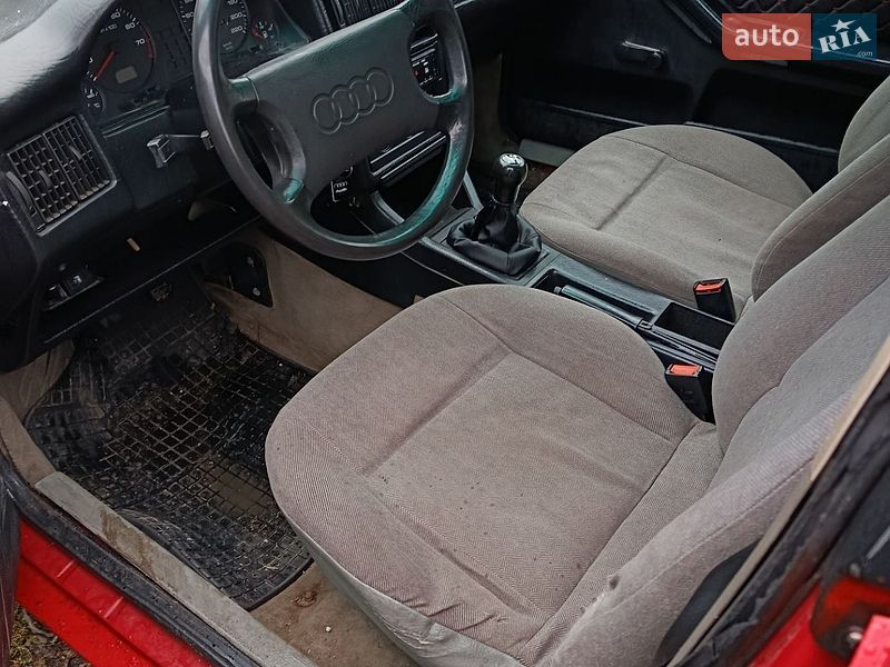 Седан Audi 80 1988 в Чуднові