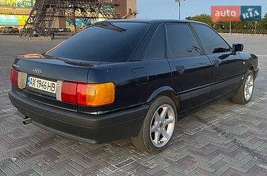 Седан Audi 80 1991 в Харькове
