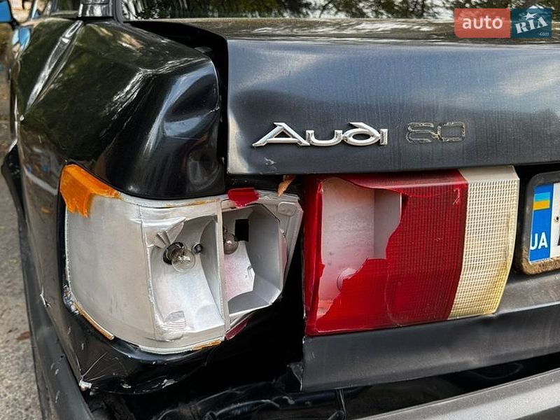 Седан Audi 80 1991 в Харькове