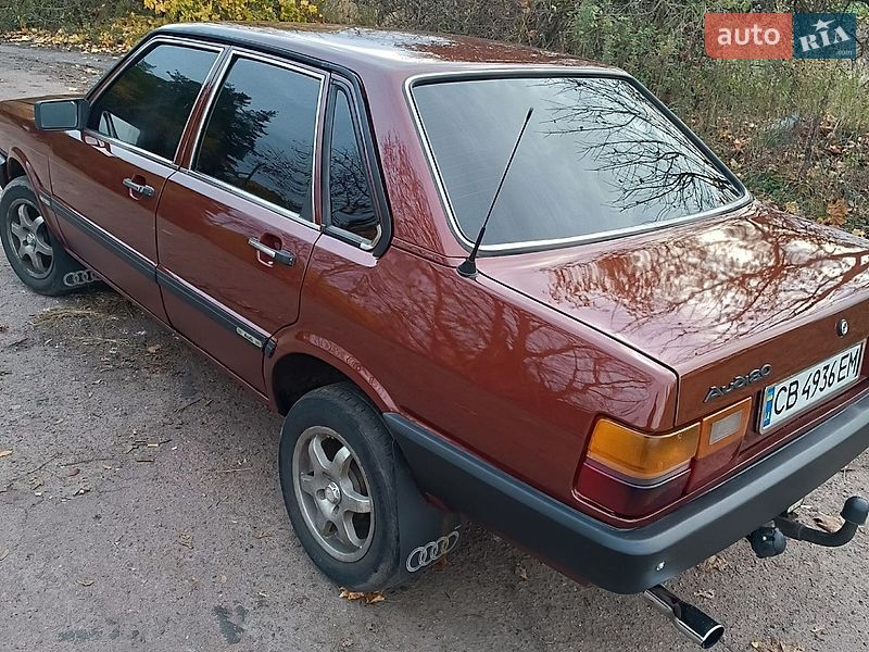 Седан Audi 80 1986 в Чернігові