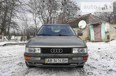 Седан Audi 90 1990 в Виннице