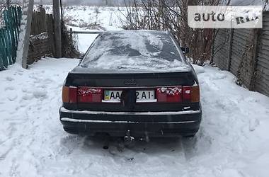 Седан Audi 90 1990 в Ирпене