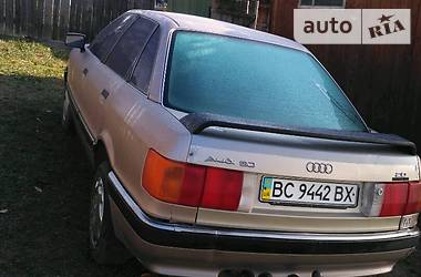 Седан Audi 90 1988 в Глыбокой