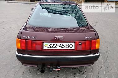 Седан Audi 90 1988 в Киеве