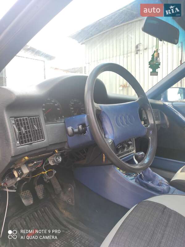 Седан Audi 90 1990 в Василькове