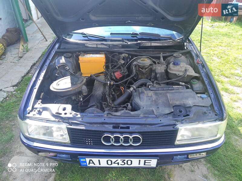 Седан Audi 90 1990 в Василькове
