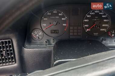 Седан Audi 90 1988 в Кореці