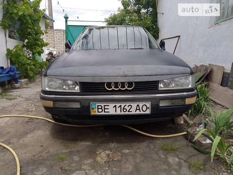 Седан Audi 90 1990 в Николаеве