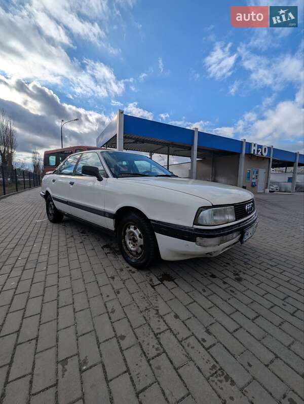 Седан Audi 90 1987 в Вараші фото 13 Седан Audi 90 1987 в Вараші