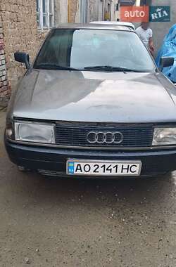 Седан Audi 90 1988 в Виноградові