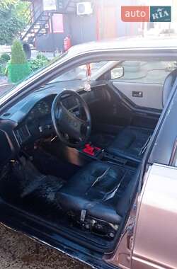 Седан Audi 90 1987 в 