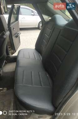 Седан Audi 90 1987 в  фото 4 Седан Audi 90 1987 в