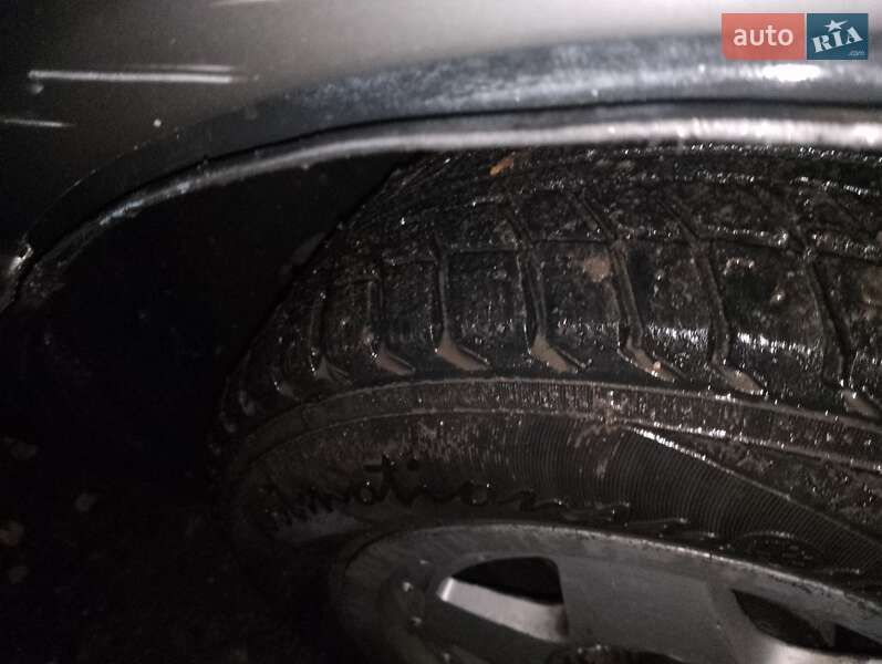 Седан Audi 90 1988 в Глухове