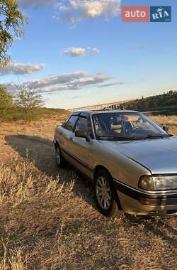 Седан Audi 90 1987 в Запоріжжі