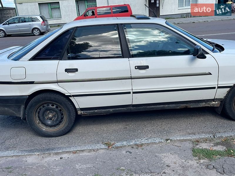 Седан Audi 90 1988 в Хорошеві