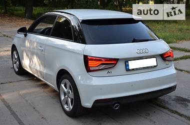 Хэтчбек Audi A1 2015 в Киеве