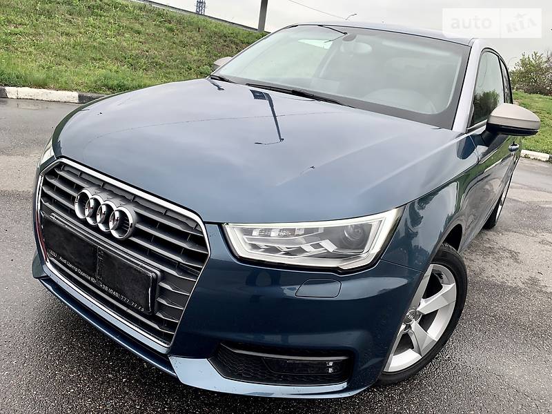 Хэтчбек Audi A1 2018 в 