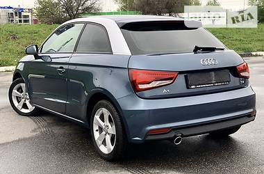 Хэтчбек Audi A1 2018 в 