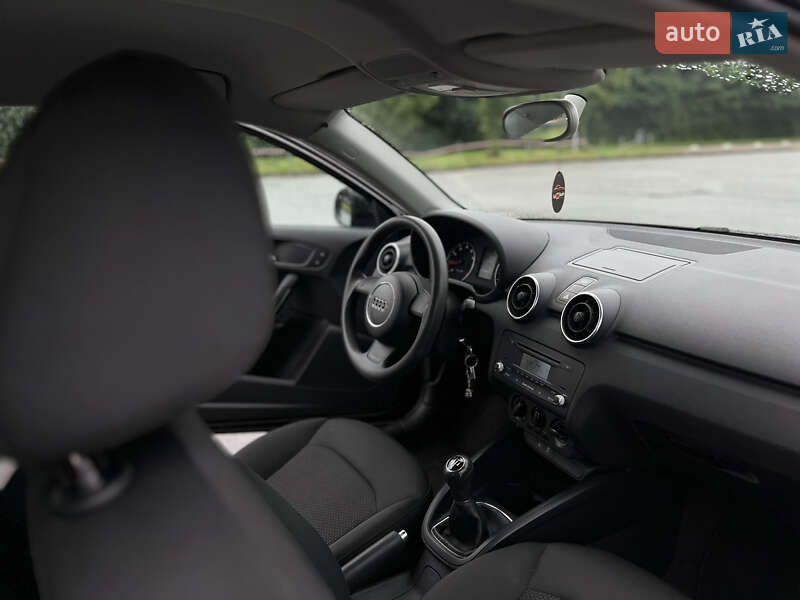 Хэтчбек Audi A1 2011 в Львове