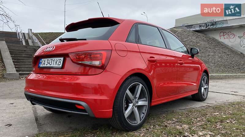 Хэтчбек Audi A1 2014 в Киеве