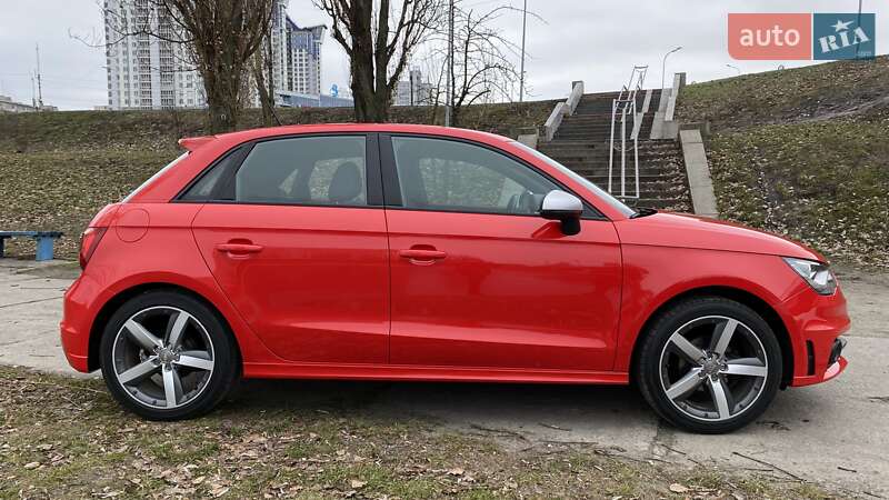 Хэтчбек Audi A1 2014 в Киеве