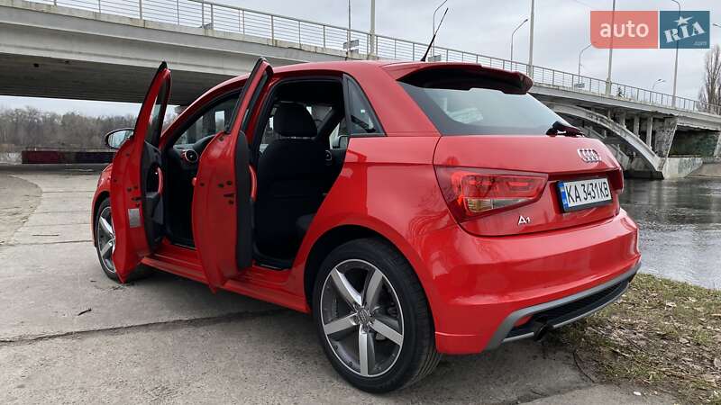 Хэтчбек Audi A1 2014 в Киеве