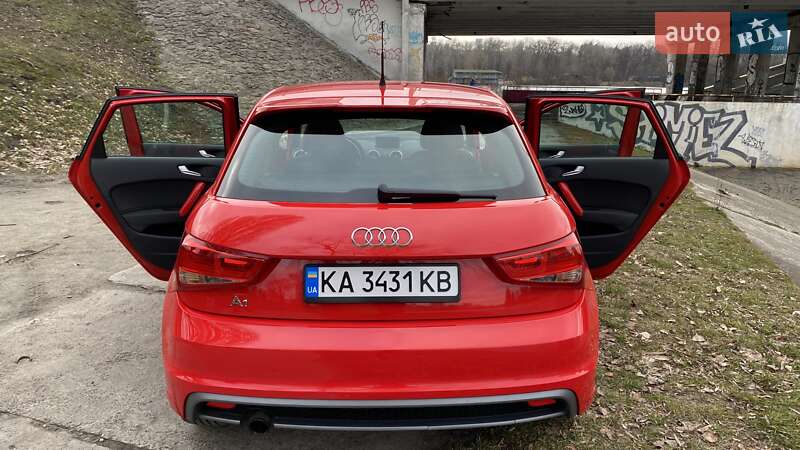 Хэтчбек Audi A1 2014 в Киеве