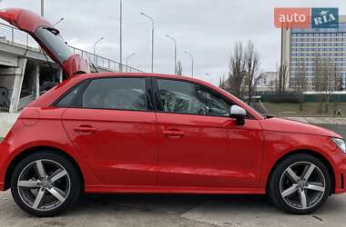 Хэтчбек Audi A1 2014 в 
