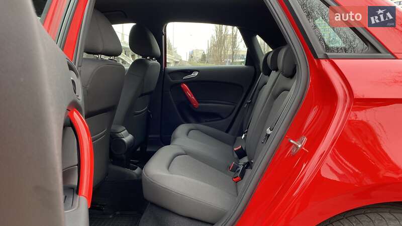 Хэтчбек Audi A1 2014 в Киеве