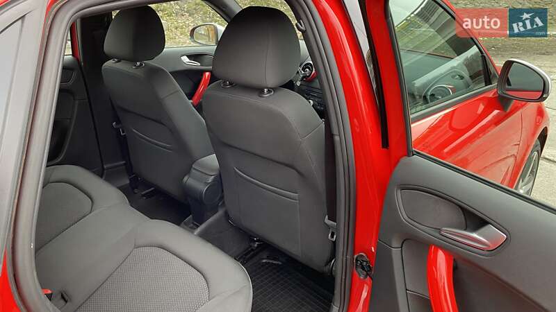 Хэтчбек Audi A1 2014 в Киеве