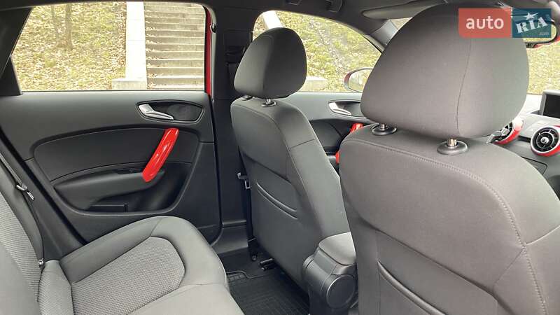 Хэтчбек Audi A1 2014 в Киеве