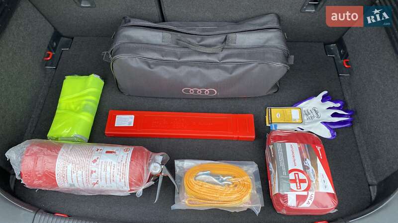 Хэтчбек Audi A1 2014 в Киеве