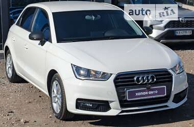 Хэтчбек Audi A1 2016 в Киеве