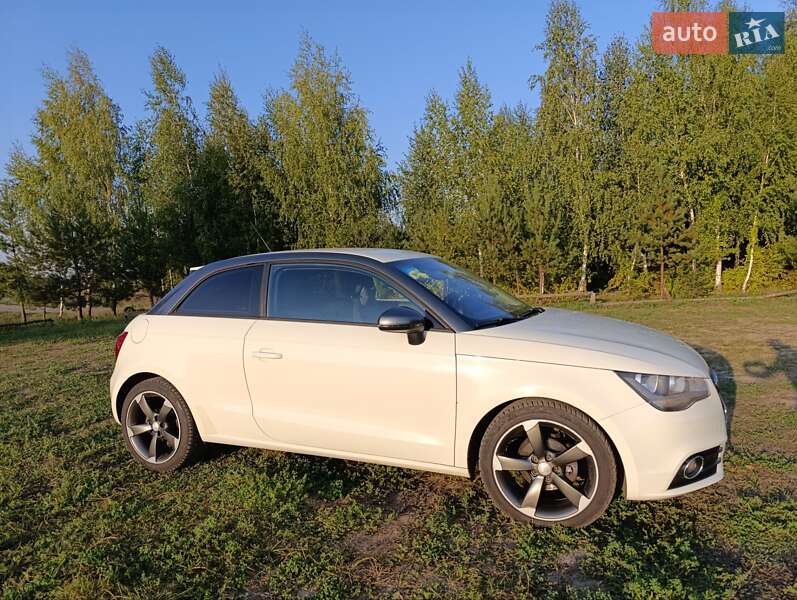 Audi A1 2011