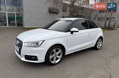 Хетчбек Audi A1 2015 в Києві