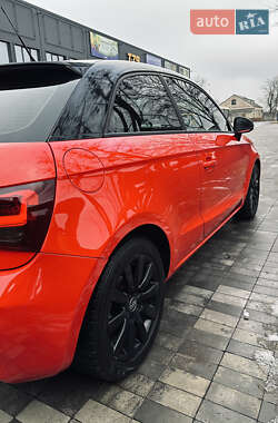 Хетчбек Audi A1 2012 в 