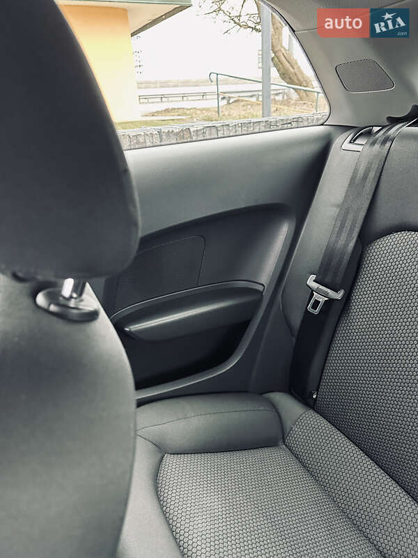 Хетчбек Audi A1 2012 в Києві
