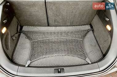Хэтчбек Audi A1 2010 в 