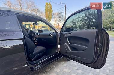 Хэтчбек Audi A1 2011 в 