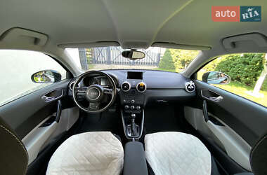 Хетчбек Audi A1 2011 в 
