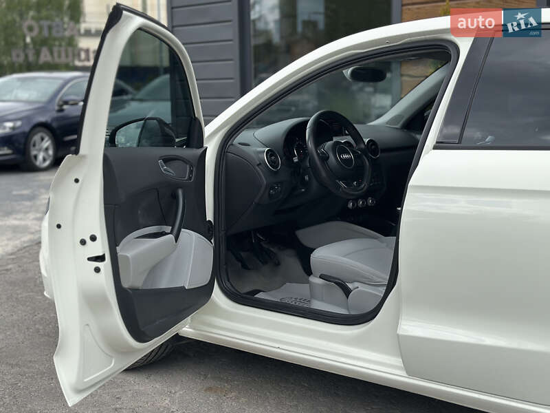 Хетчбек Audi A1 2013 в Шептицькому