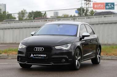 Хэтчбек Audi A1 2012 в 