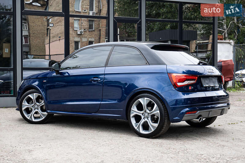Хэтчбек Audi A1 2015 в Киеве