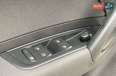 Хэтчбек Audi A1 2013 в 