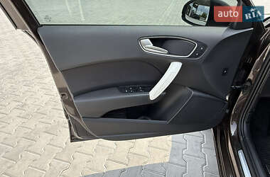 Хэтчбек Audi A1 2013 в 