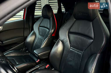 Хэтчбек Audi A1 2013 в 