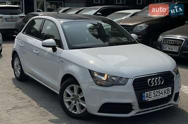 Хэтчбек Audi A1 2012 в Днепре